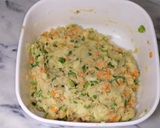 A picture of step 2 of Chinese vegetable kababs.