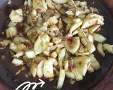 Foto langkah ke 4 dari resep Sambal Petis Timun.