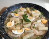 Foto del paso 8 de la receta Merluza a la vasca con espárragos