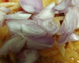 รูปขั้นตอนการทำที่ 2 ของ ยำกุ้งแห้ง