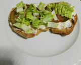 Foto del paso 4 de la receta: Tosta de tortilla con queso