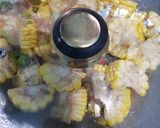Foto langkah ke 3 dari resep Tumis kerang hijau kupas &jagung manis.