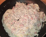 Foto del paso 3 de la receta: Gulas con nata/queso
