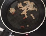 Foto del paso 2 de la receta: Ensalada saludable con berenjena y pimiento
