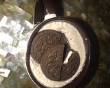 A picture of step 5 of Oreo Shake.