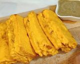 A picture of step 5 of Bread pakoras.