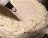 Foto del paso 13 de la receta: Torta de merengue frutilla (torta helada)