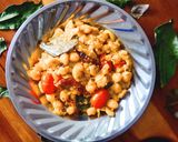 Foto langkah ke 5 dari resep Chick Pea / Garbanzo Curry.