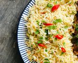 A picture of step 4 of Egg fried rice.