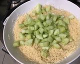 Une image de l'étape 10 de Salade de semoule aux tomates, concombre, poivrons et lomo.