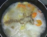 Foto langkah ke 2 dari resep Sayur sop telur ala lucy's.