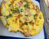 A picture of step 4 of Spanish Omelette with a Puerto Rican Twist.