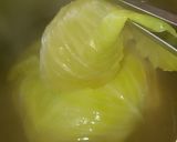 A picture of step 1 of Turkish Cabbage Dolma.