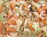 Foto del paso 4 de la receta: Ensalada de pasta