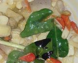 Foto langkah ke 3 dari resep Tumis Cumi-Cumi.