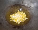 A picture of step 2 of Chana Dal Halwa.