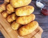 صورة لخطوة 4 من وصفة أصابع البطاطس بالموتزاريلا 🥔
