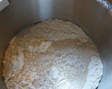 Tejes zsemle recept fázis 1 fotója