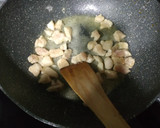 Foto del paso 1 de la receta: Wok de verduras, pollo y huevo