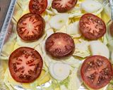 Foto del paso 3 de la receta: Salmón con verduras y huevo