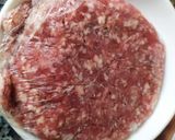 Hình bước làm 1 của món Hamburger bò trứng