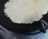 A picture of step 5 of Makki ki roti.