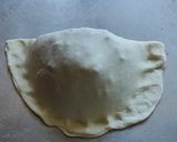 Foto del paso 3 de la receta: Pasteles criollos (empanadas fritas)