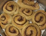 A picture of step 5 of Cinnamon rolls.