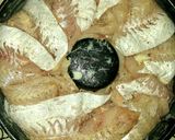 Foto del paso 13 de la receta: Budín de merluza relleno con crema de puerros al roquefort