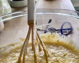 Foto del paso 3 de la receta: Bizcocho de yogur con nueces