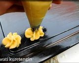 Foto langkah ke 3 dari resep Kue Semprit Jadul / Kue Mentega Termudah.