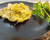 Foto del paso 4 de la receta: Filetes de merluza 🐟al horno, en salsa verde ☘️🌿 con Mambo