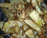 A picture of step 2 of Jackfruit curry in my style.
