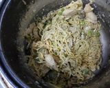 Foto langkah ke 4 dari resep Mie tek tek megicom ala lucy's.