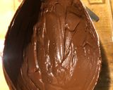 Foto del paso 2 de la receta: Huevo de Pascua, relleno de bombones caseros