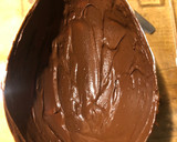 Foto del paso 2 de la receta: Huevo de Pascua, relleno de bombones caseros