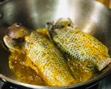 A picture of step 4 of Tilapia Fish Kalia/Curry.