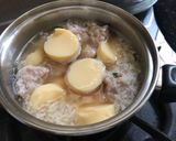 รูปขั้นตอนการทำที่ 3 ของ ข้าวต้มกุ้งหมูเด้งเต้าหู้ไข่