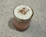 Foto langkah ke 4 dari resep Valentine Coffee Latte.