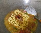 Foto langkah ke 3 dari resep Seblak mie akhir bulan.