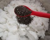 Foto langkah ke 3 dari resep Es Sirup Jelly Kelapa dengan Chia Seeds.