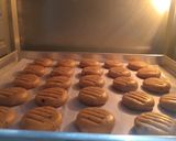 Foto langkah ke 4 dari resep Coffee Milk Cookies.