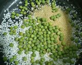Hình bước làm 1 của món Cháo Nếp Hạt Kê Đậu Bo