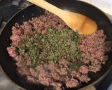Une image de l'étape 4 de Bœuf à l'oseille, tomates, échalotes, ail et thym.