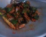 Foto langkah ke 5 dari resep Ikan Tongkol Suwir Kemangi.
