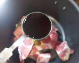 ผัดเส้นก๊วยเตี๋ยวแบบอีสานกับหมูทอดกระเทียม วิธีทำสูตร 2 รูป