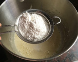 Foto del paso 2 de la receta: Muffins de vainilla rellenos con dulce de leche