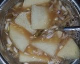 A picture of step 6 of Yam and egg with cabbage source.