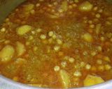 A picture of step 9 of Anday choly ka salan.