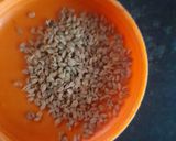 A picture of step 1 of Corn pakoda.